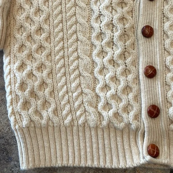 Highland Home Industries made in Scotland vintage sweater large pure new wool